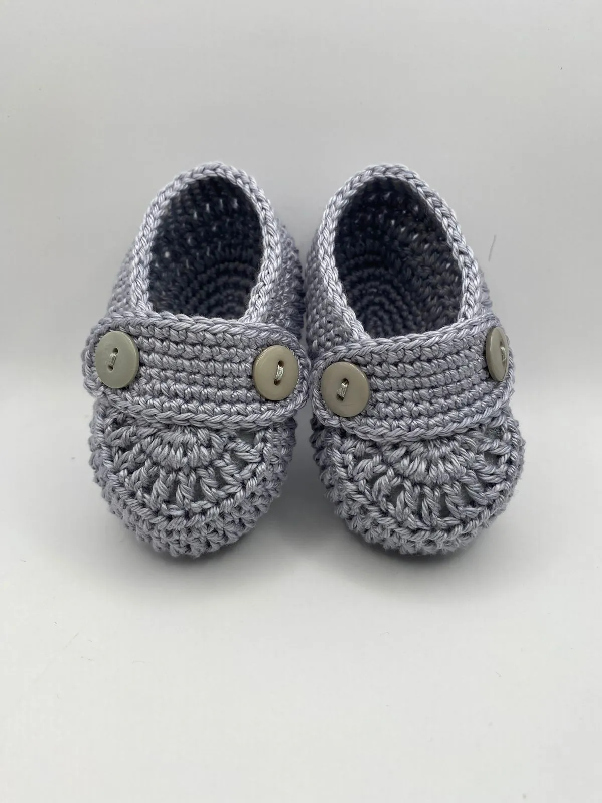 0-3 Month Knitted Gray Button Shoe
