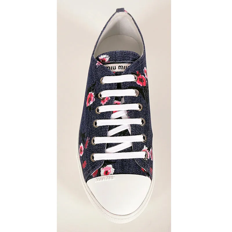 39 NEW $590 MIU MIU Floral Print Denim Blue & White Rubber Toe Low Top Sneakers
