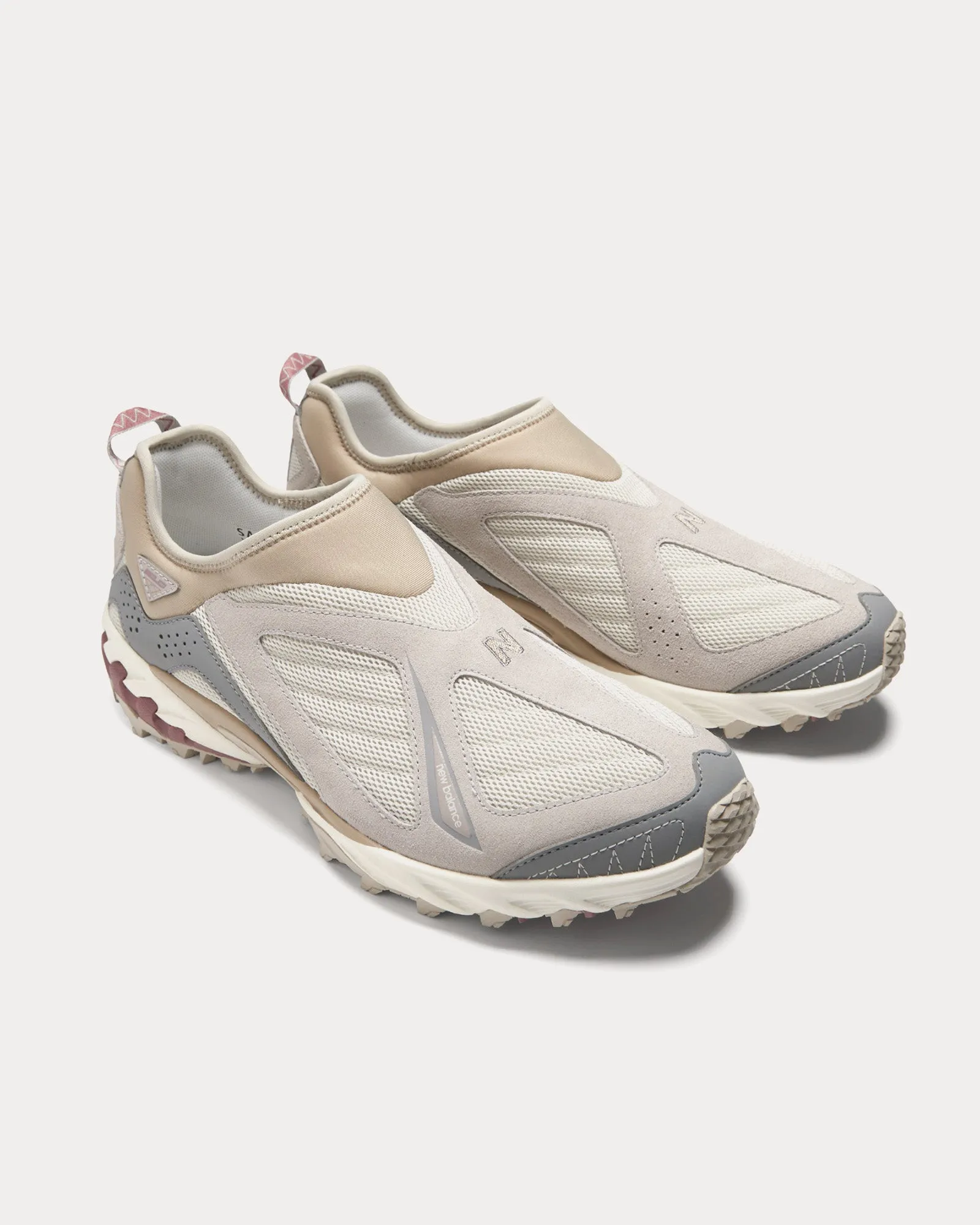 610S Linen / Moonrock Slip On Sneakers
