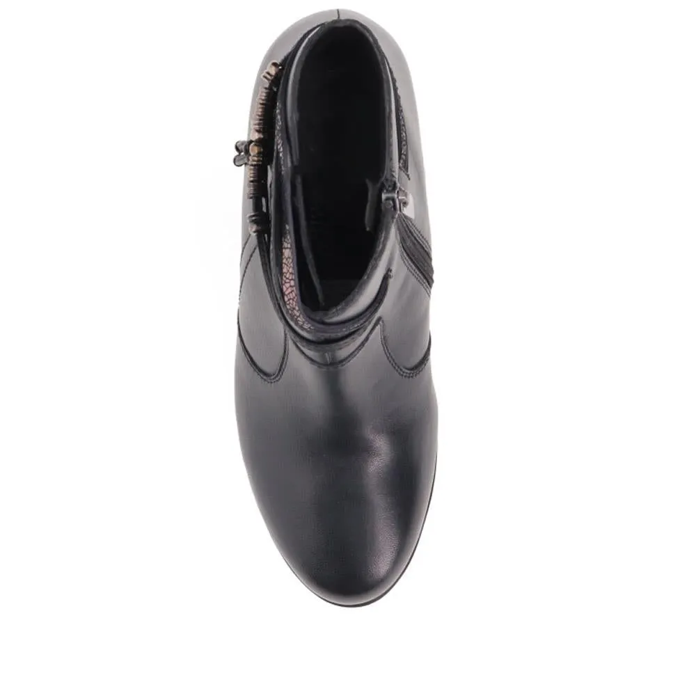 Breathable Leather Ankle Boots - RNB40019 / 326 171