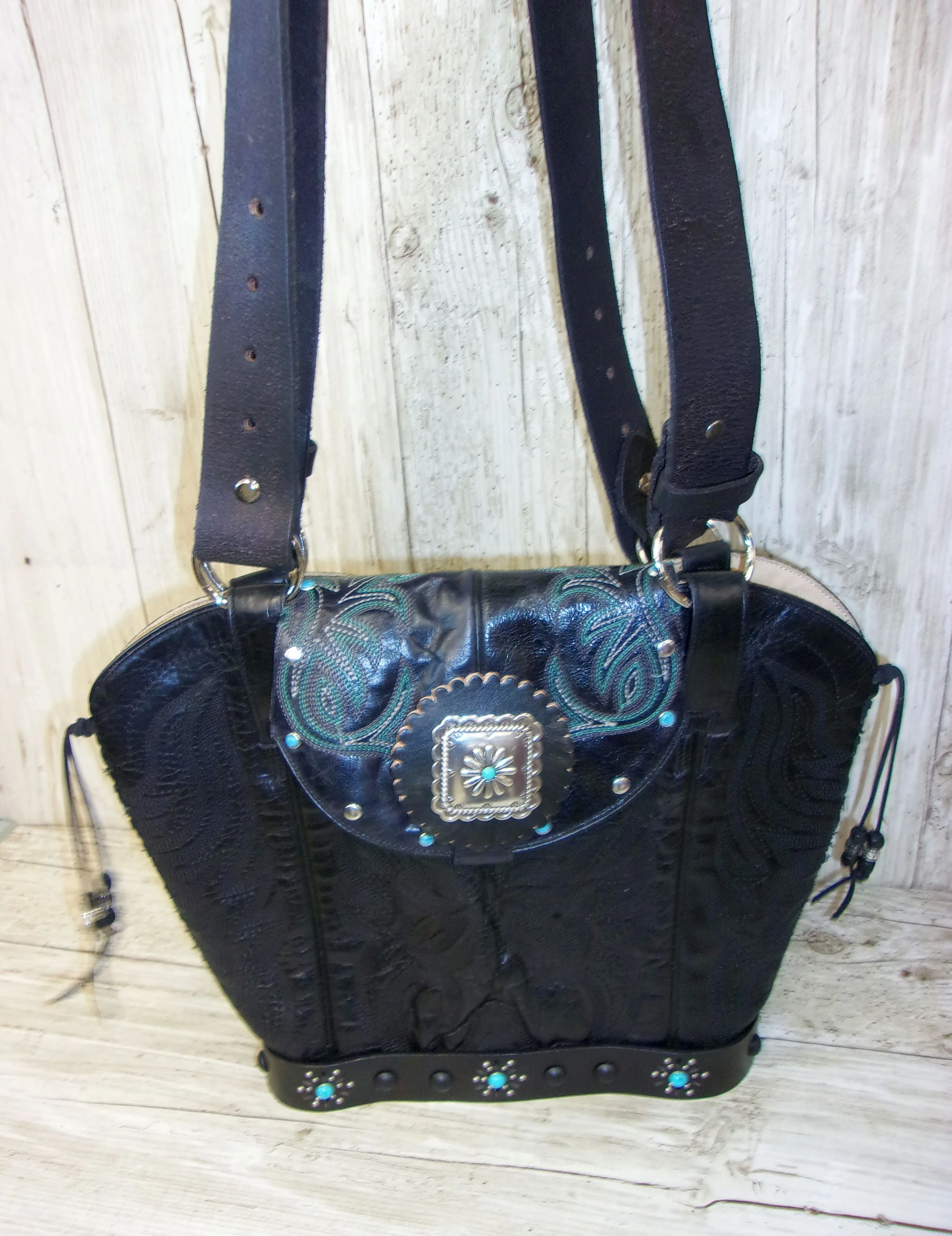 Double Cowboy Boot Purse DB330