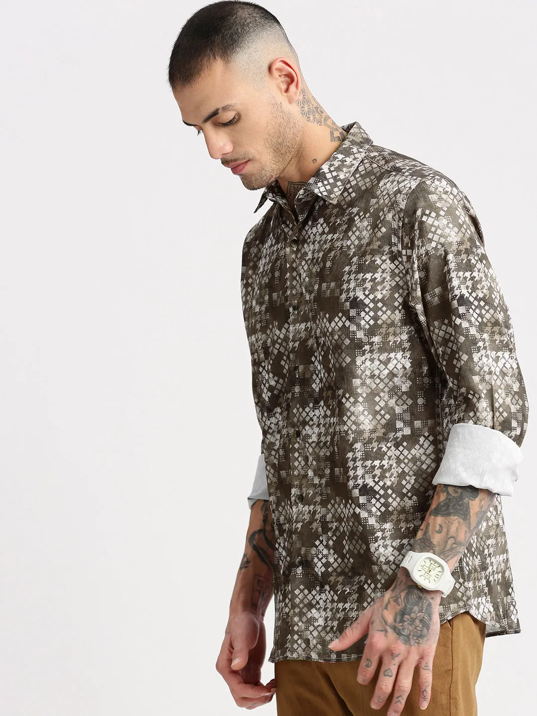 Men Olive Standard Slim Fit Abstract Printed Spread Collar Casual Shirt