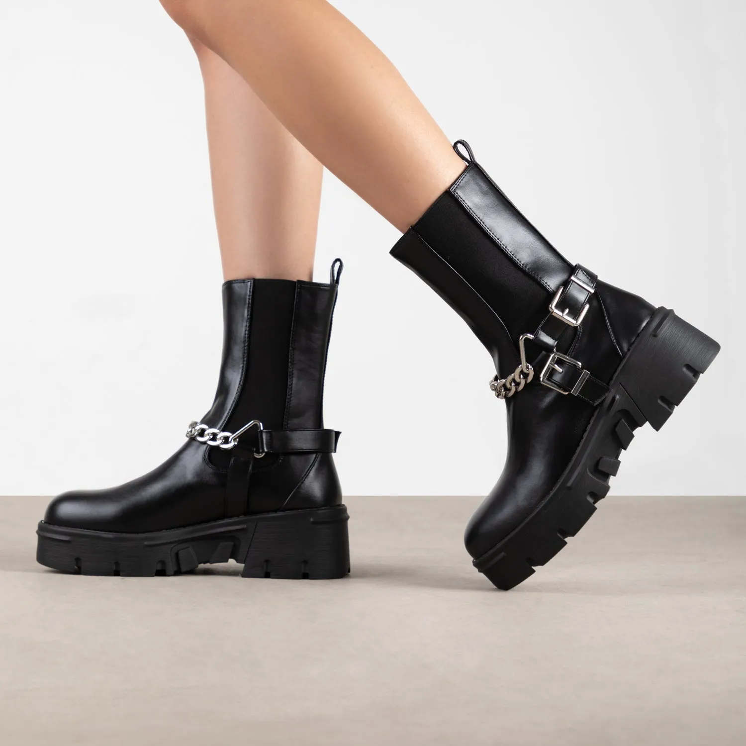 RAID Greta Chunky Ankle Boots in Black
