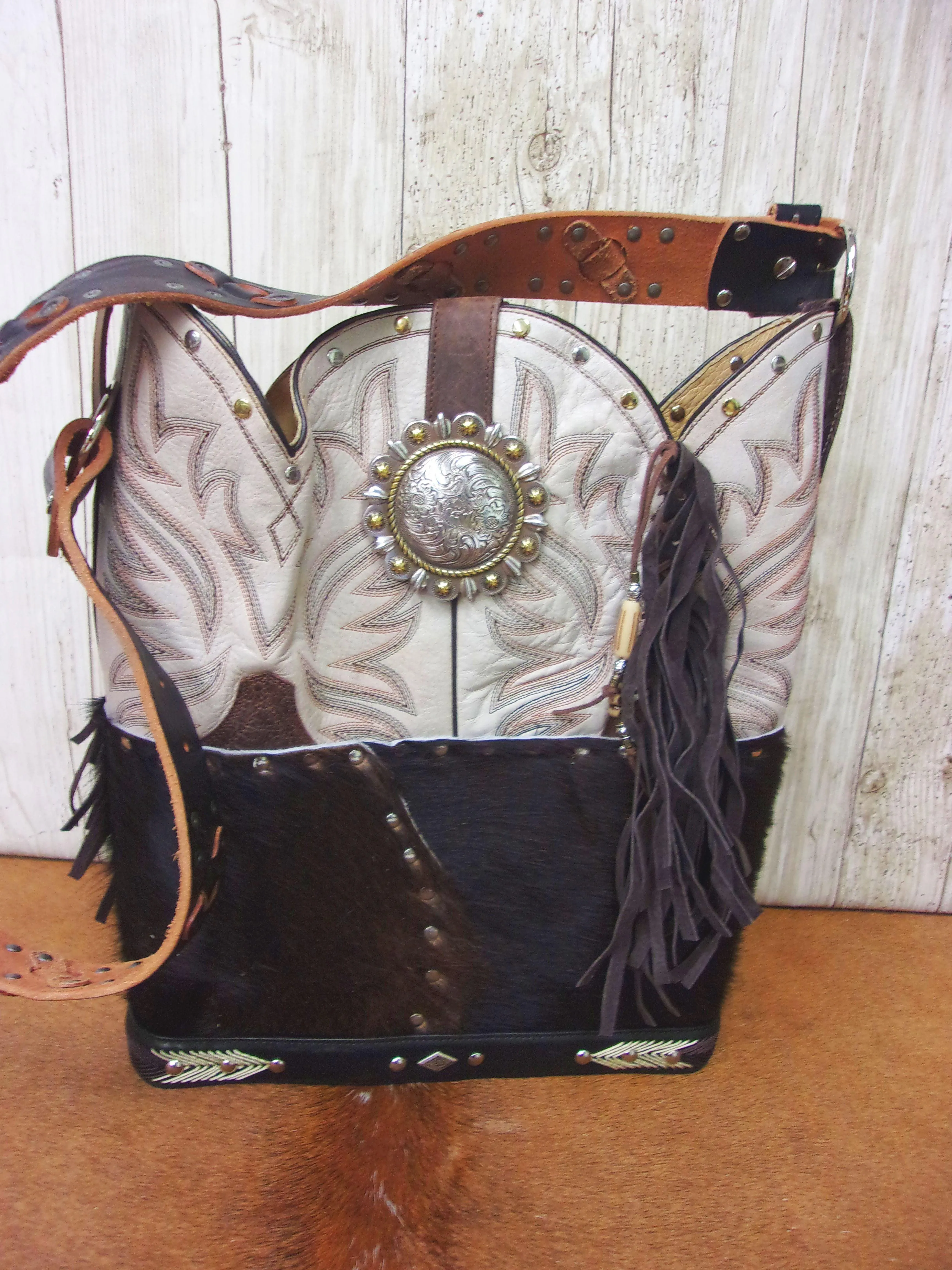 Top Shelf Cowboy Boot Purse with Fringe TS304